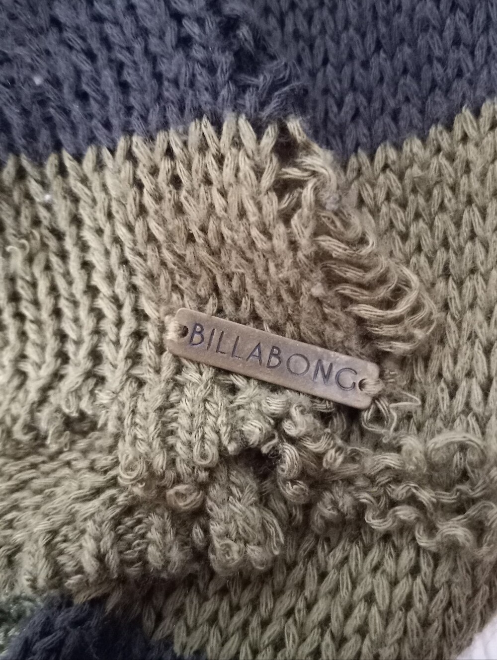 RARE Vintage Billabong Distressed Striped Black & Green Striped Grunge Sweater - Picture 7 of 9
